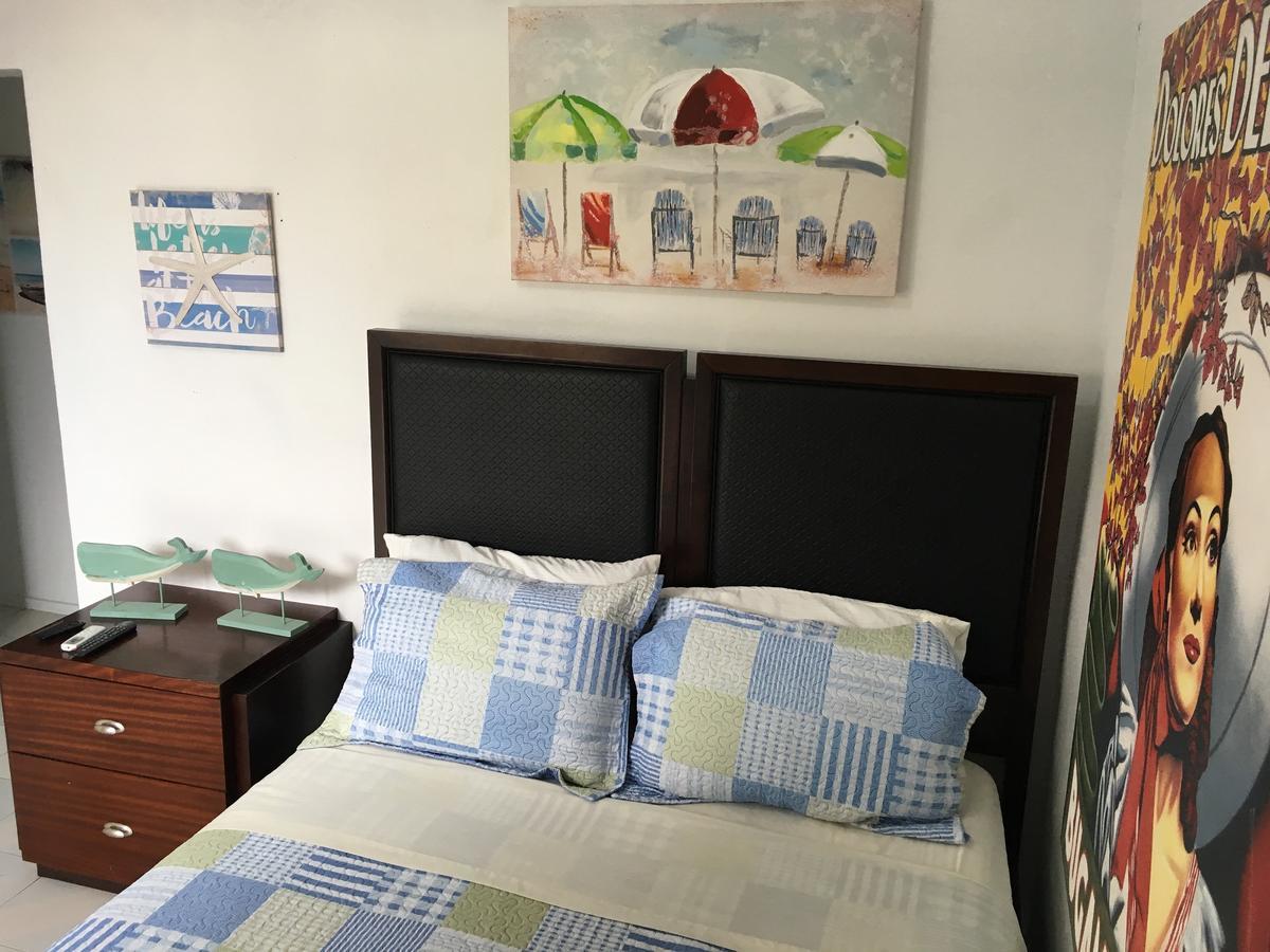 Coastal Express Inn & Suites #1 At 681 Ocean Drive Islote Habitación foto